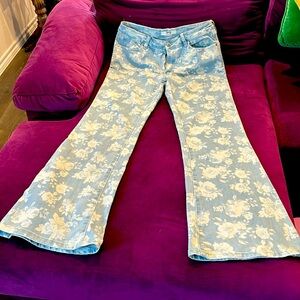 Steve Madden flair jeans